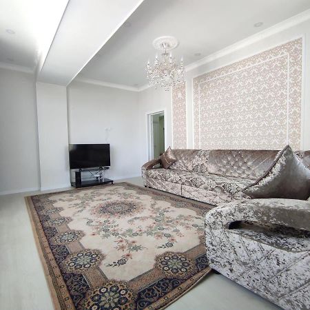 Prestigious Apartment In Bișkek Exterior foto